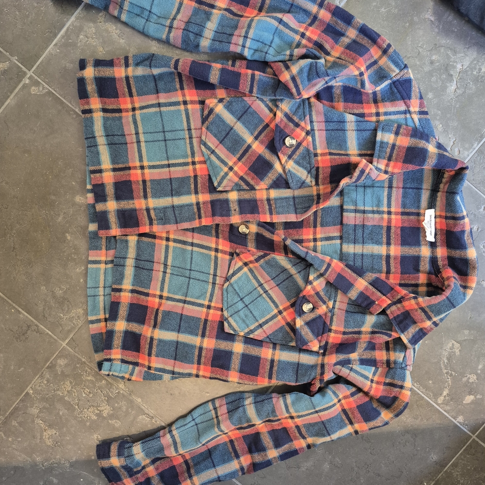 beachlunchlounge Plaid Button Down Shirt  CROP